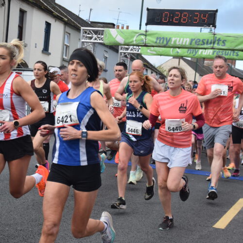 Runners at start line